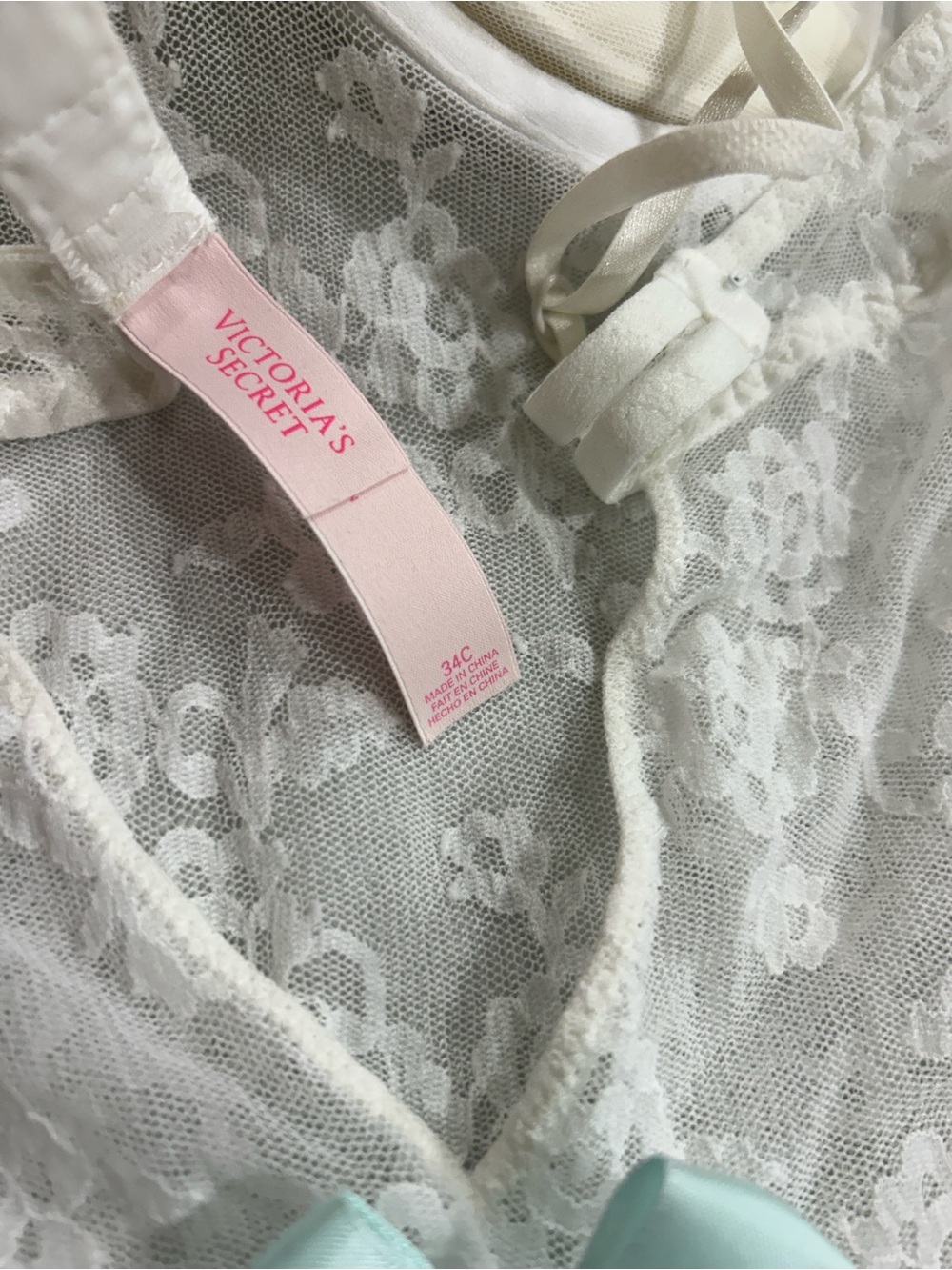 Victoria’s Secret White Lace Chemise - Picture 3 of 4